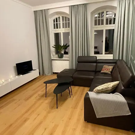 Apartment Przystanek Dabrowskiego 13